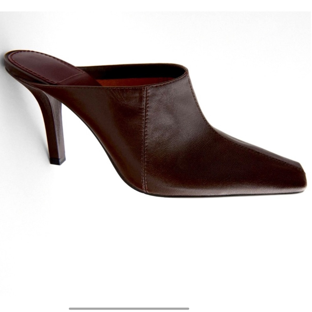 NWT Zara squared toe leather heeled mules